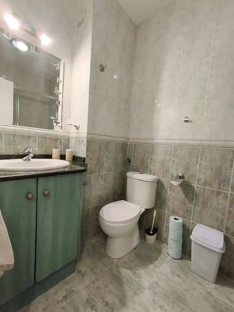 Bathroom of Flat for rent in Elche / Elx  with Air Conditioner, Furnished and Balcony