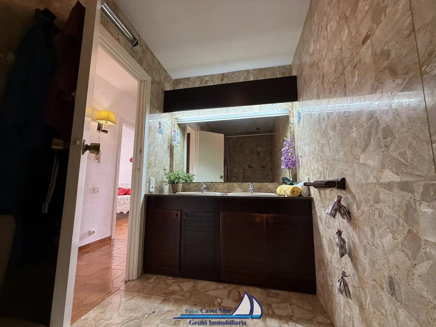 Baño de Casa adosada en venta en Cambrils con Aire acondicionado, Calefacción y Jardín privado