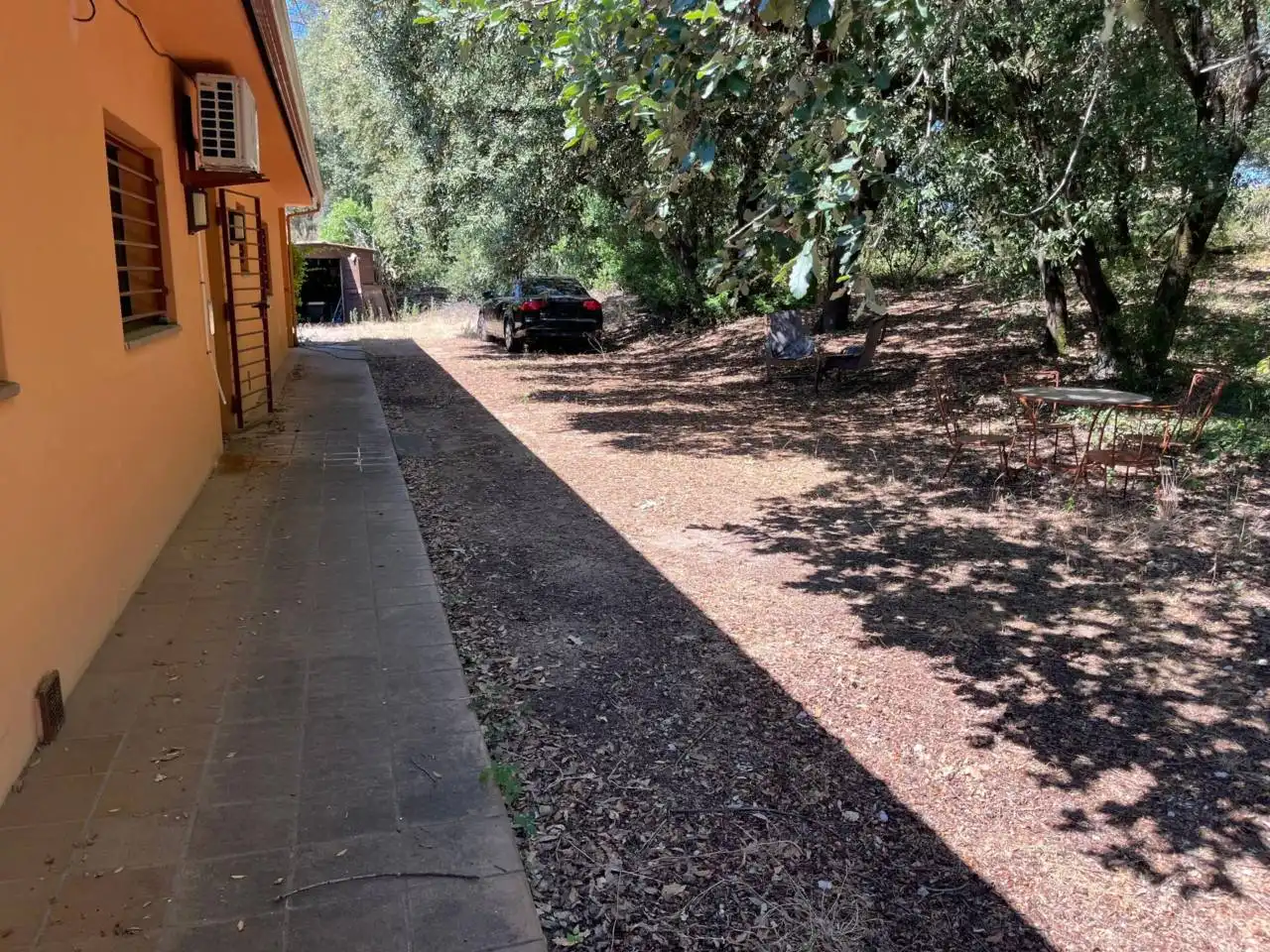 Parkplatz von Haus oder Chalet zum Verkauf in Bescanó mit Klimaanlage, Heizung und Privatgarten