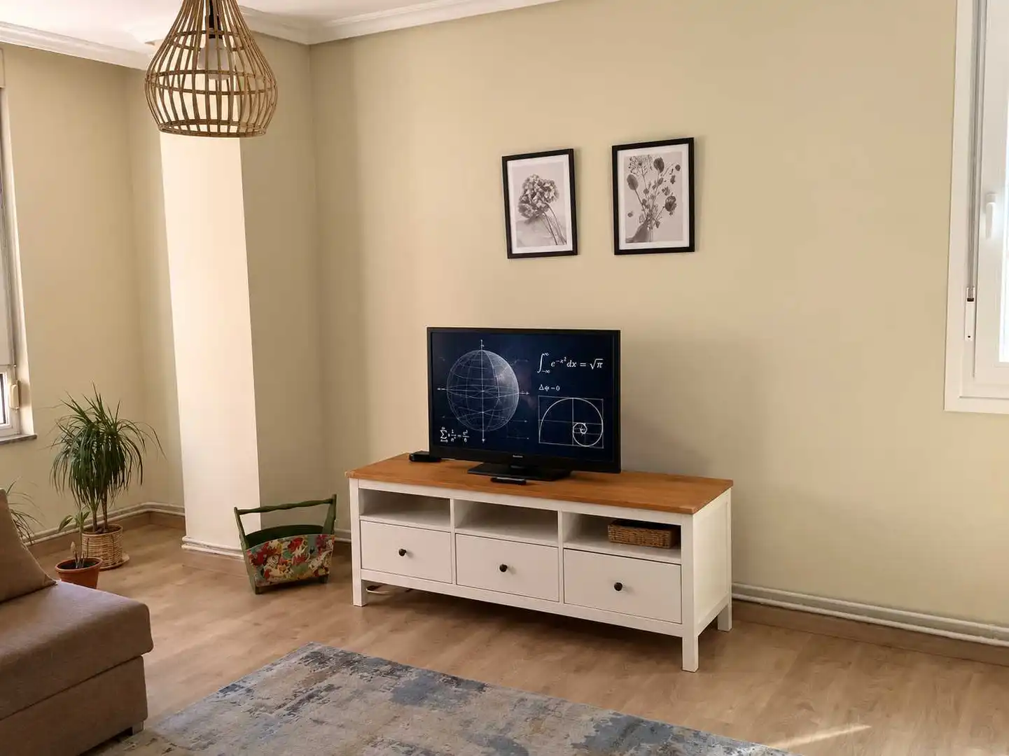 Flat with lift to rent in Paseo de Altamira, imagen 3