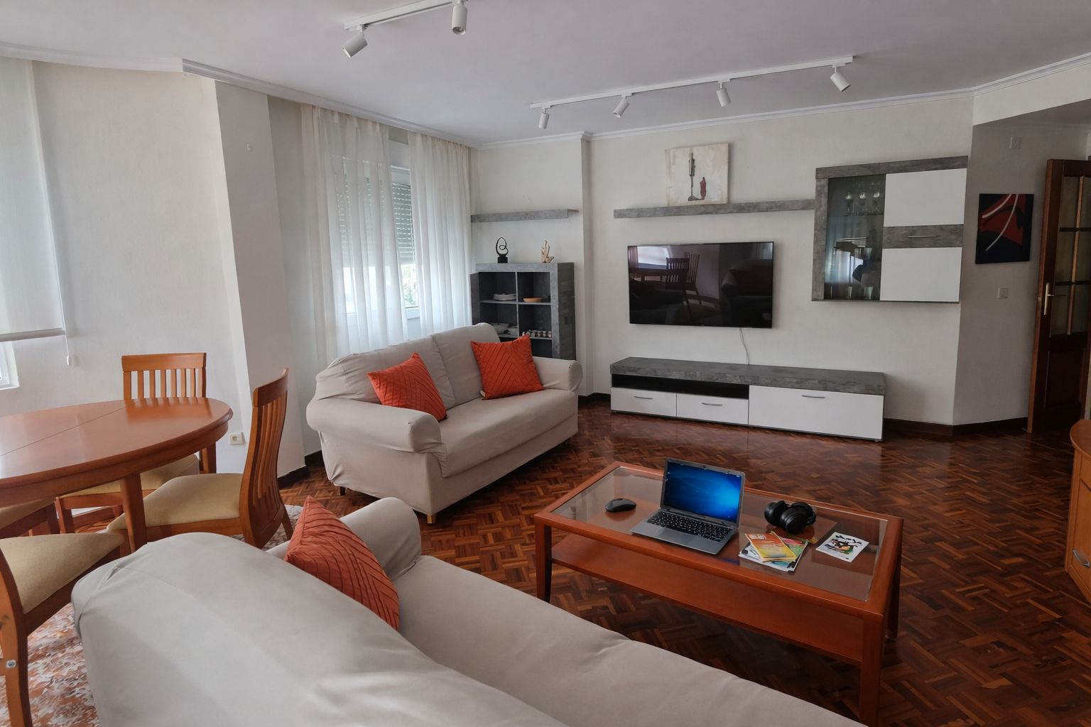 Living room of Flat to rent in Santander  with Heating, Terrace and Furnished