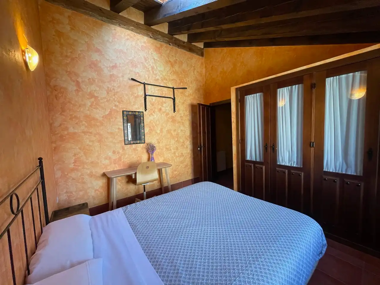 Dormitori de Finca rústica en venda en Sepúlveda amb Calefacció, Jardí privat i Parquet