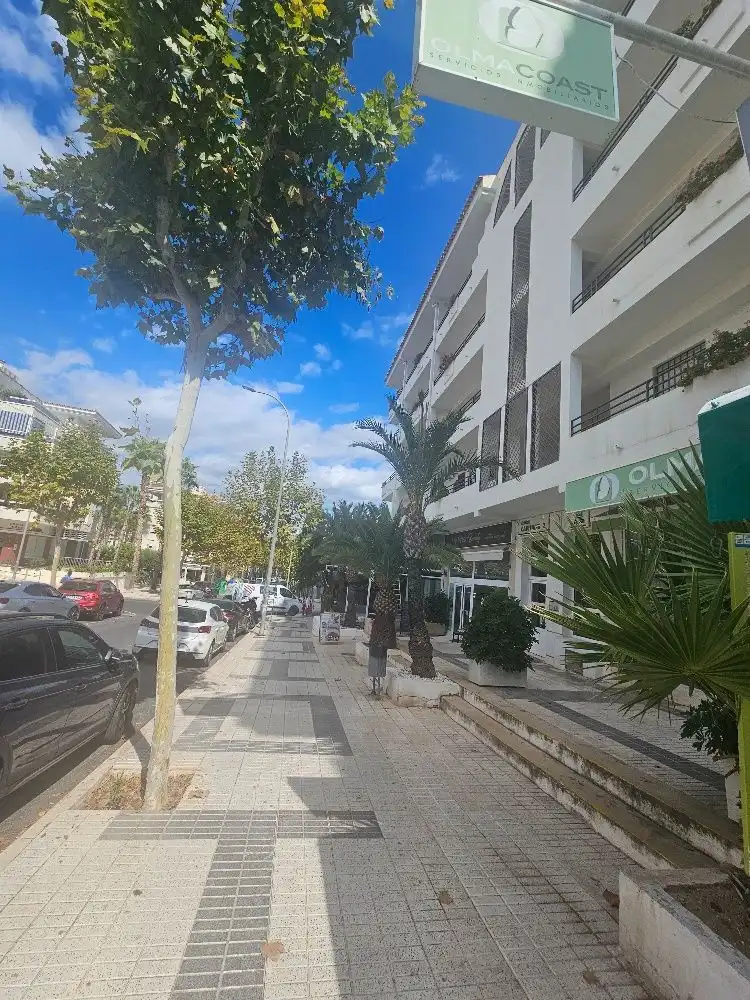 Business premises for sale in L'Albir, imagen 2