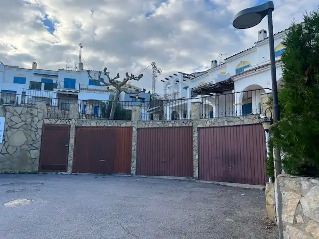 Vista exterior de Casa adosada en venta en Peñíscola / Peníscola con Terraza, Trastero y Amueblado