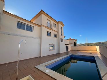 Casa con piscina in vendita a Fuentemora