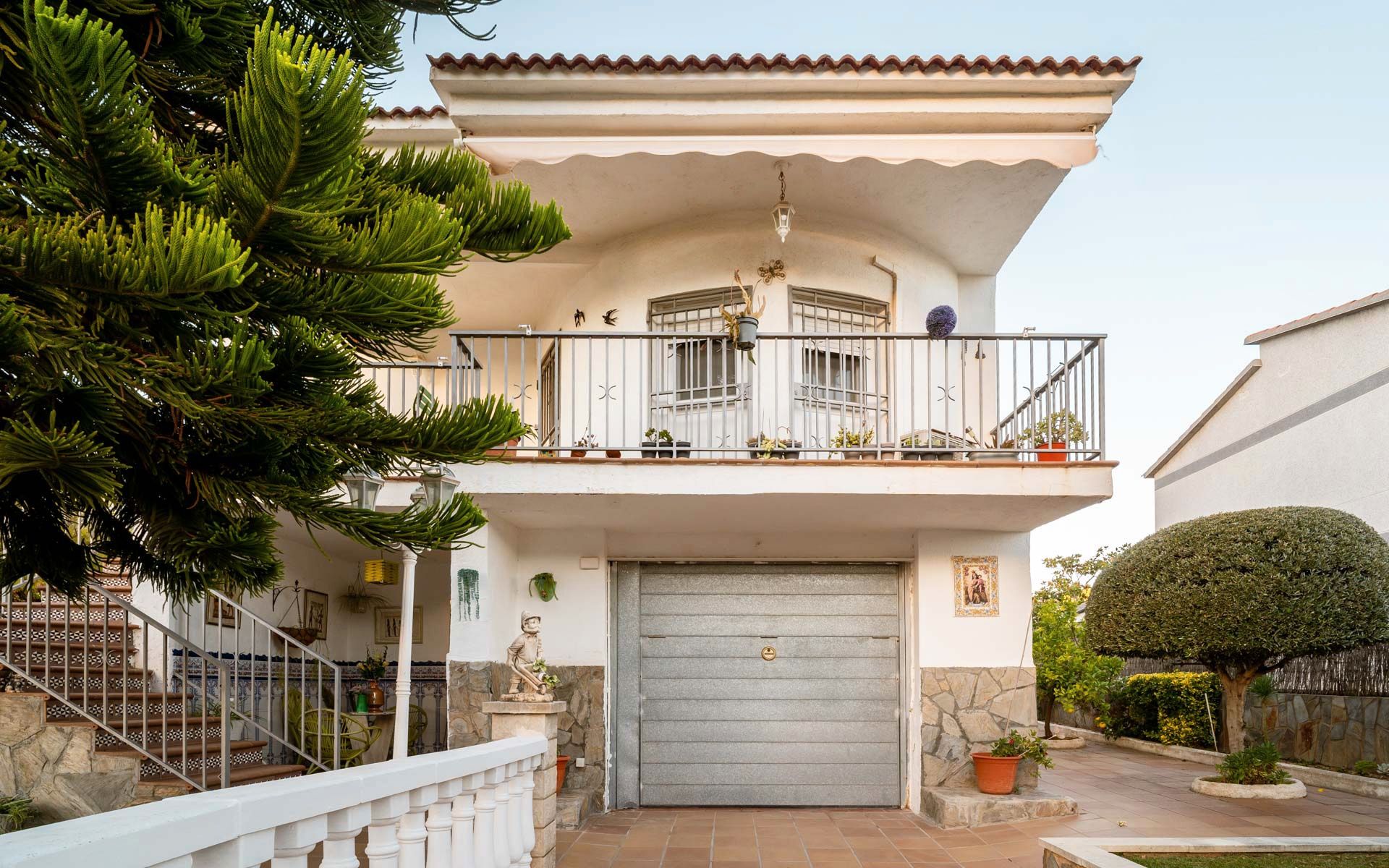 Exterior view of House or chalet for sale in Calafell  with Air Conditioner, Heating and Private garden