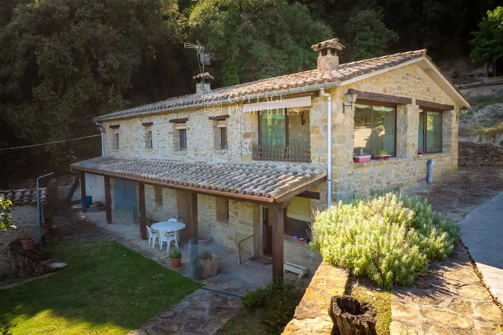 Vista exterior de Finca rústica en venta en Sant Miquel de Campmajor con Calefacción y Piscina