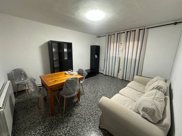 Piso en Alquiler en Montilivi