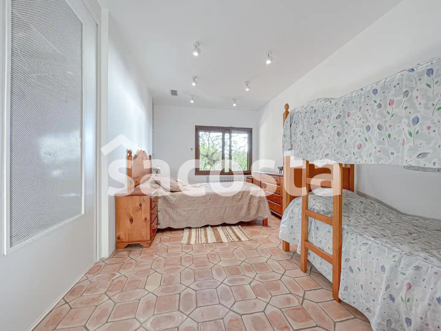Habitación de Casa o chalet en venta en Lloret de Mar con Aire acondicionado, Calefacción y Jardín privado