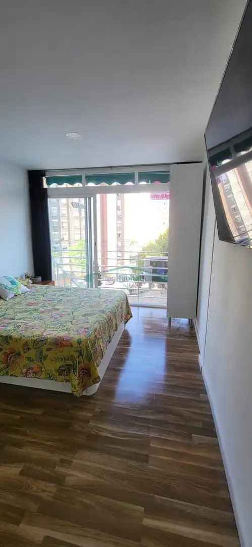 Bedroom of Study for sale in Benidorm  with Parquet flooring and Community pool