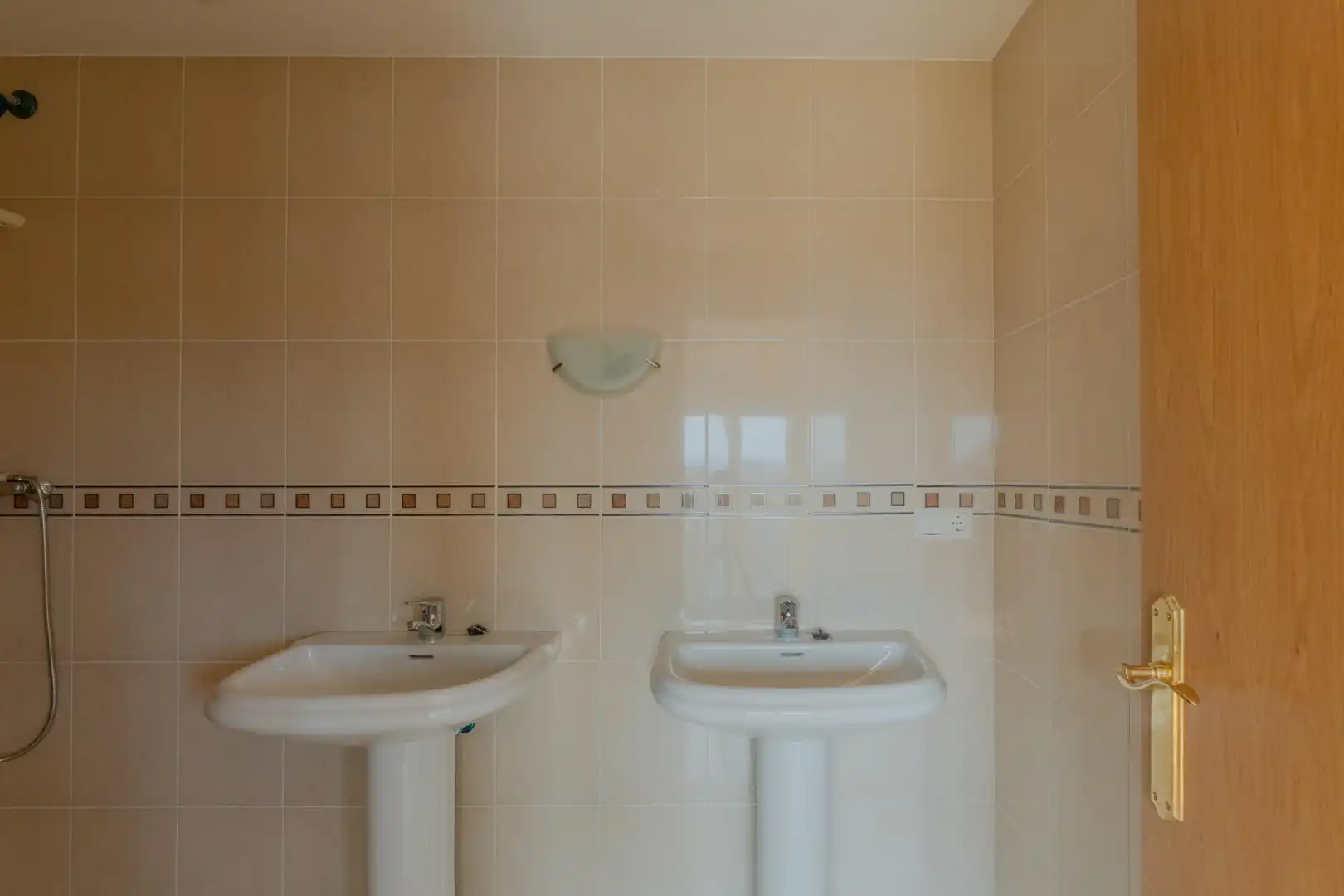 Bathroom of Detached homes for sale in Elciego  with Heating, Private garden and Parquet flooring