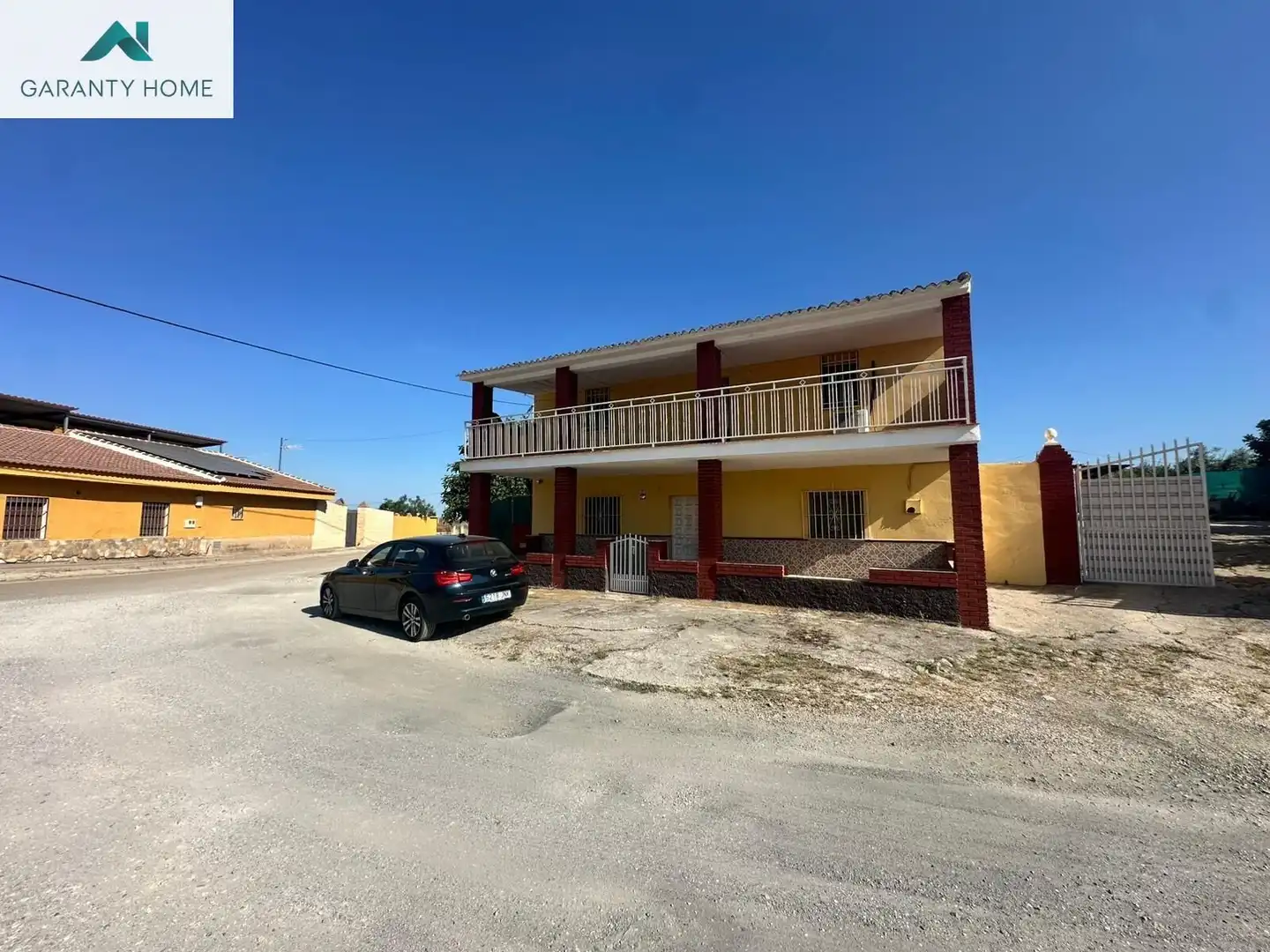 Maison rustique avec jardin à vendre à Campanillas