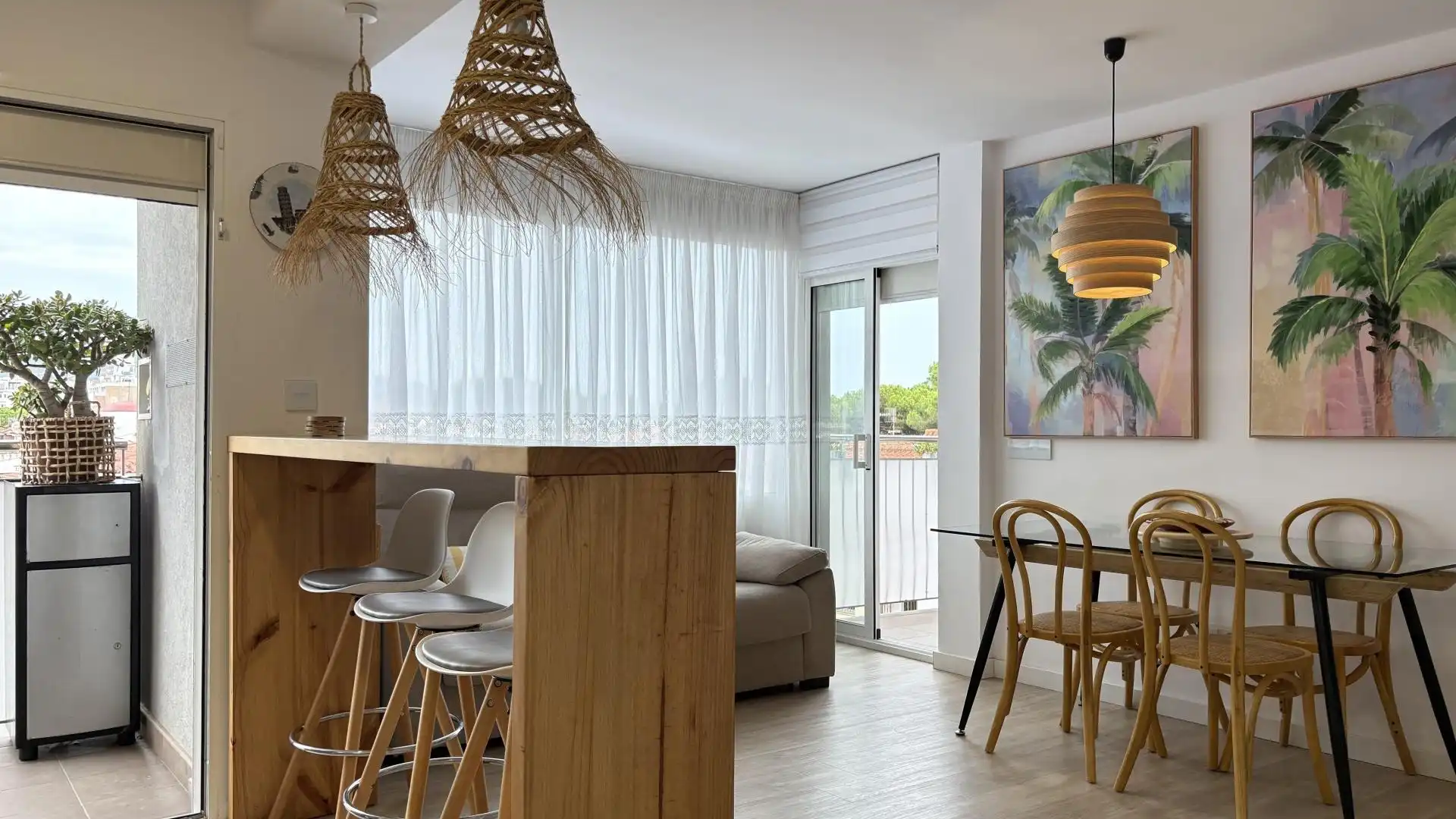 Appartement compact avec piscine à vendre à Els Pins