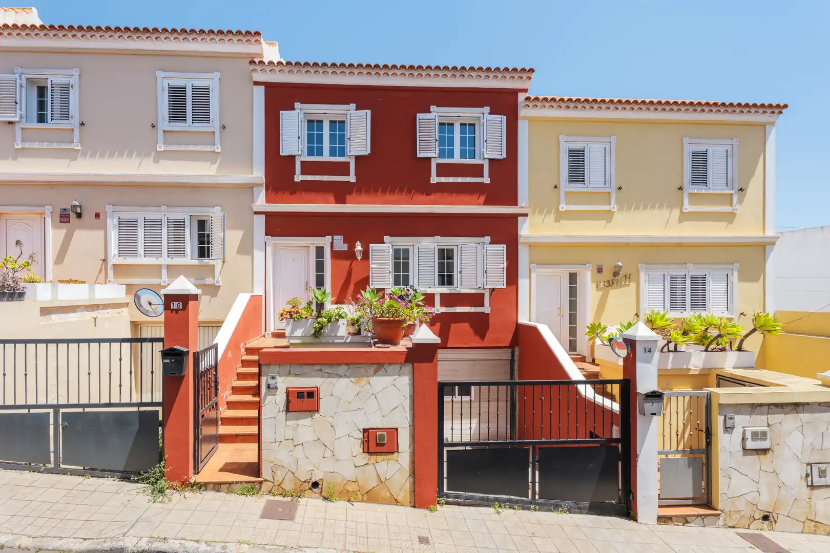 Vista exterior de Casa o chalet en venta en San Cristóbal de la Laguna con Calefacción, Jardín privado y Parquet