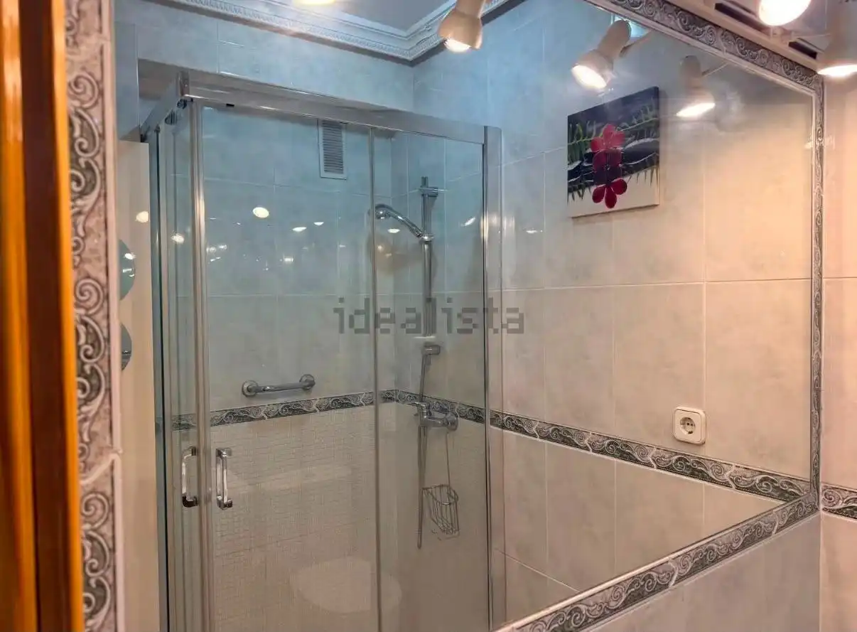 Bany de Pis de lloguer en Madrid