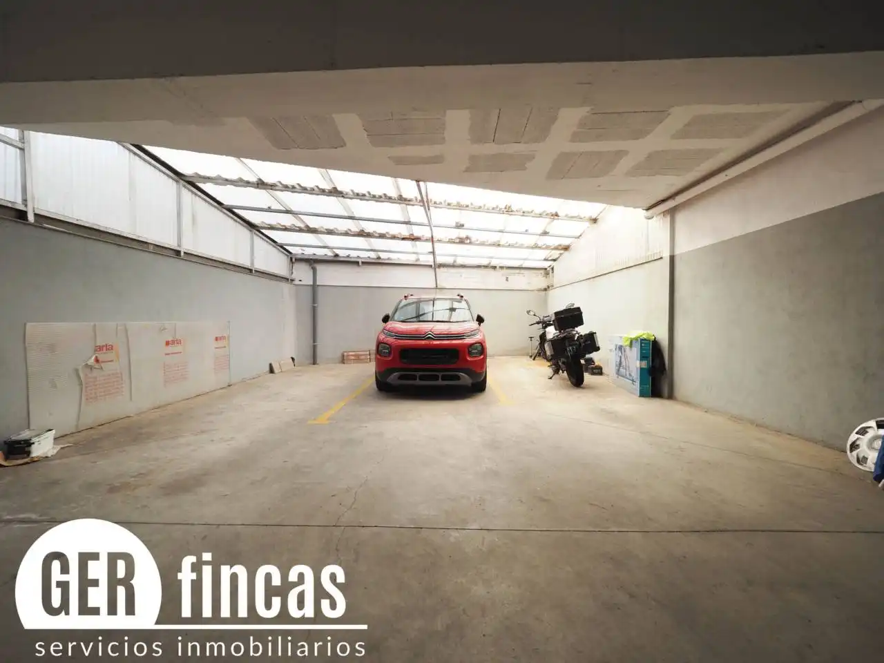 Parking de Piso en venta en Terrassa con Aire acondicionado, Parquet y Terraza