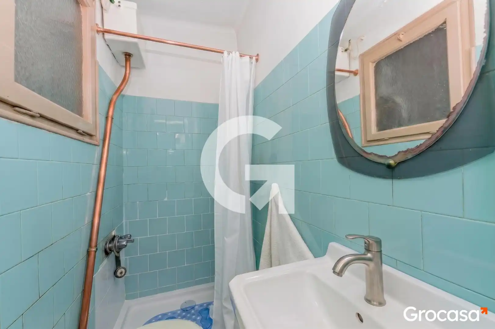 Bathroom of Flat for sale in Cornellà de Llobregat
