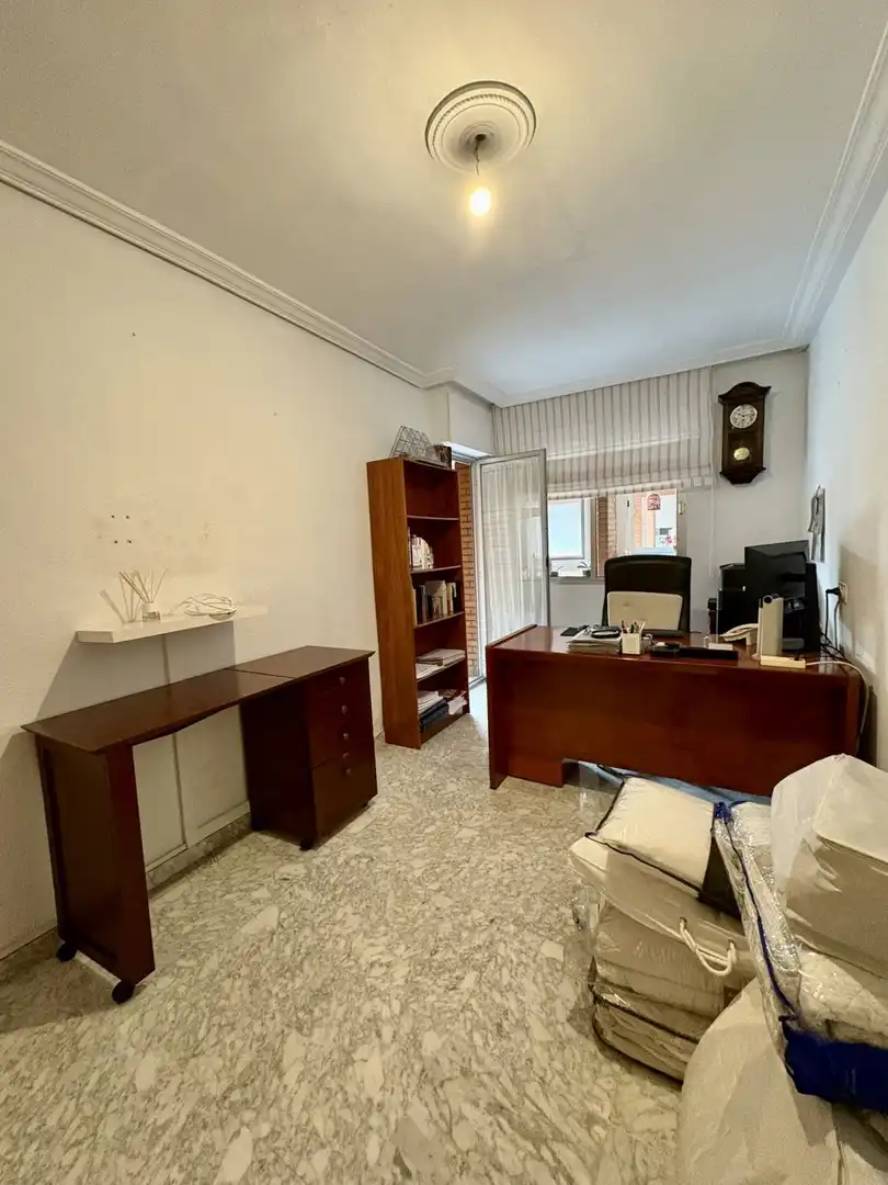 Flat for sale in Sevilla  with Air Conditioner, Heating and Terrace