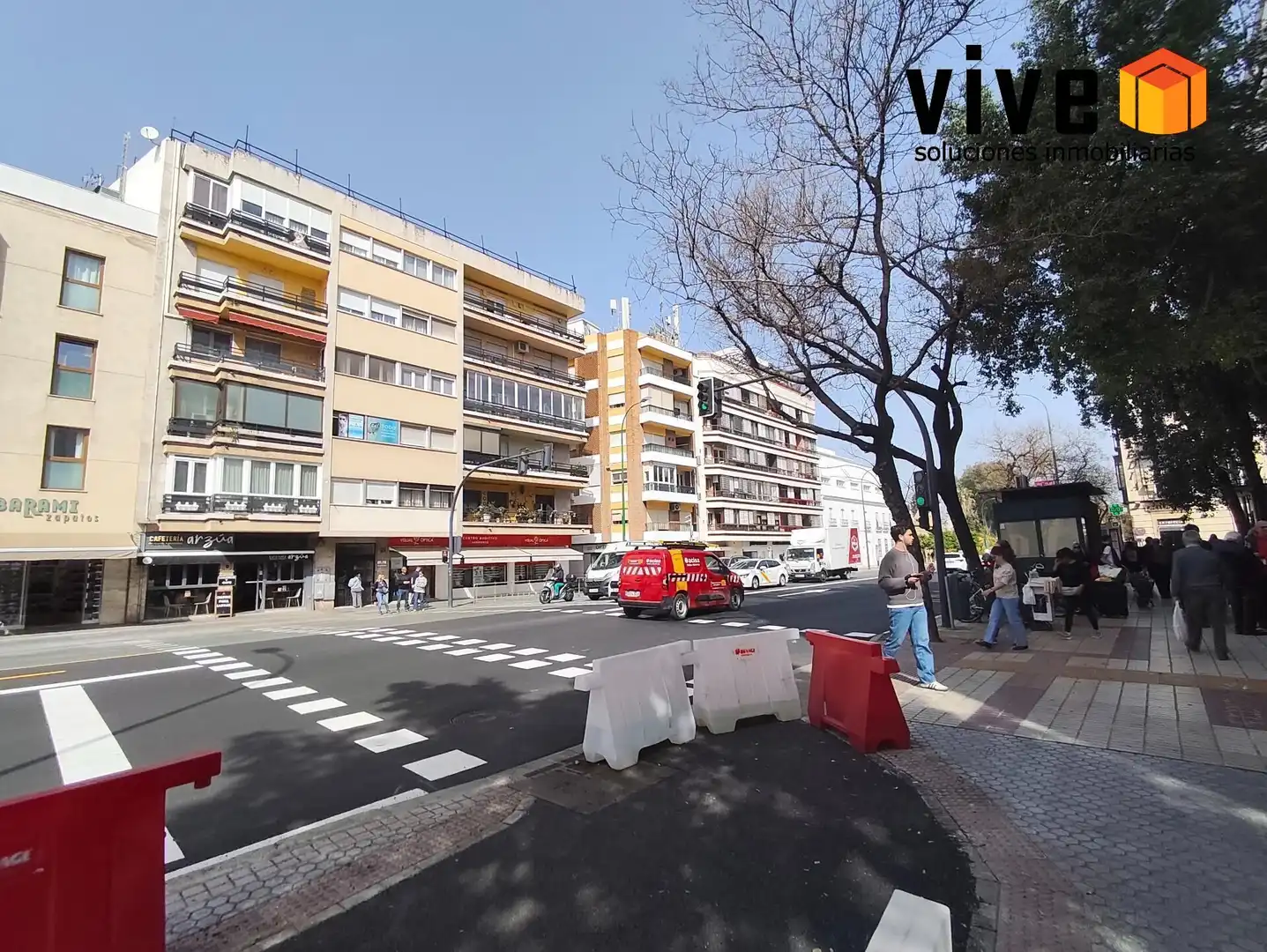 Exterior view of Flat for sale in Sevilla  with Air Conditioner and Terrace
