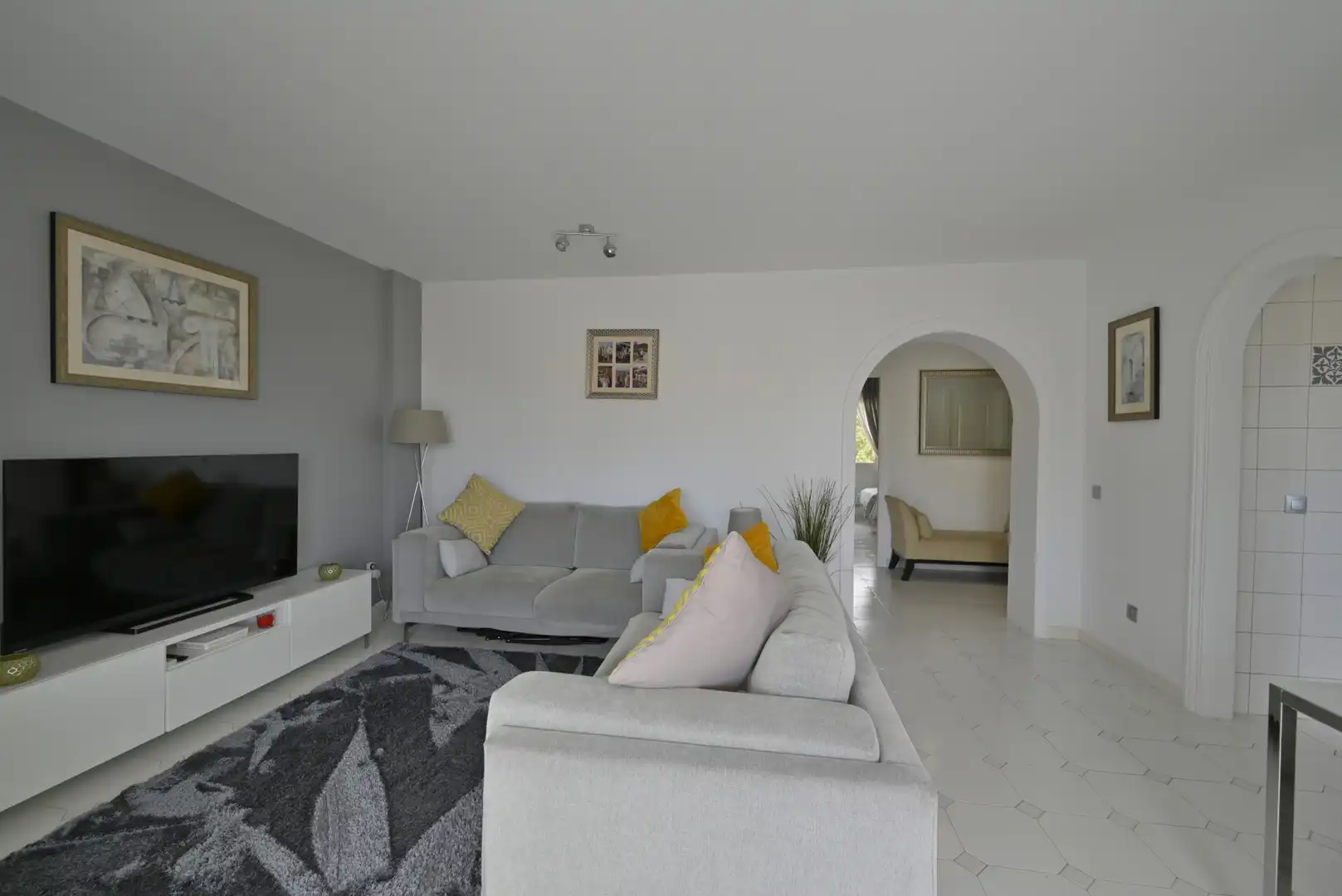 Wohnzimmer von Wohnungen zum Verkauf in Mijas mit Klimaanlage, Terrasse und Schwimmbad