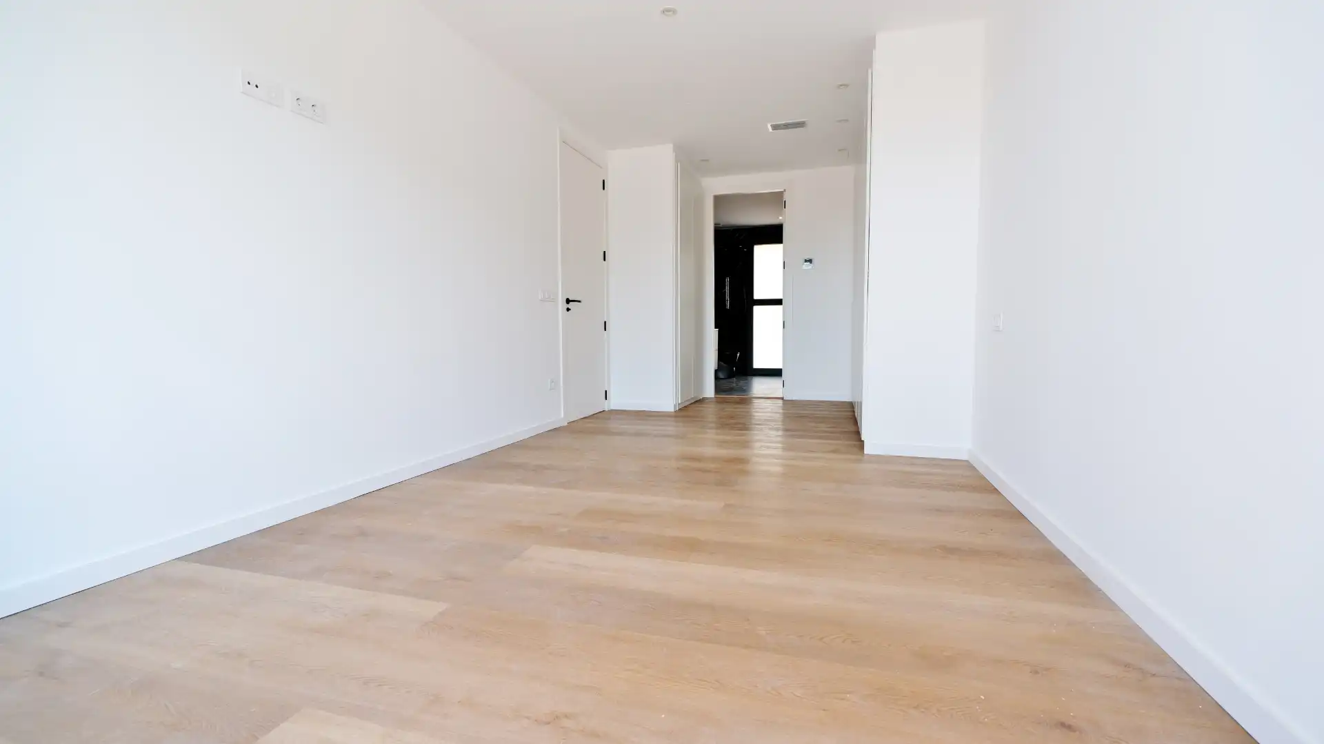 Houses for sale in Valencia  with Air Conditioner, Heating and Private garden
