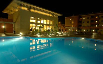 Piscina de Apartament de lloguer en Punta Umbría amb Aire condicionat