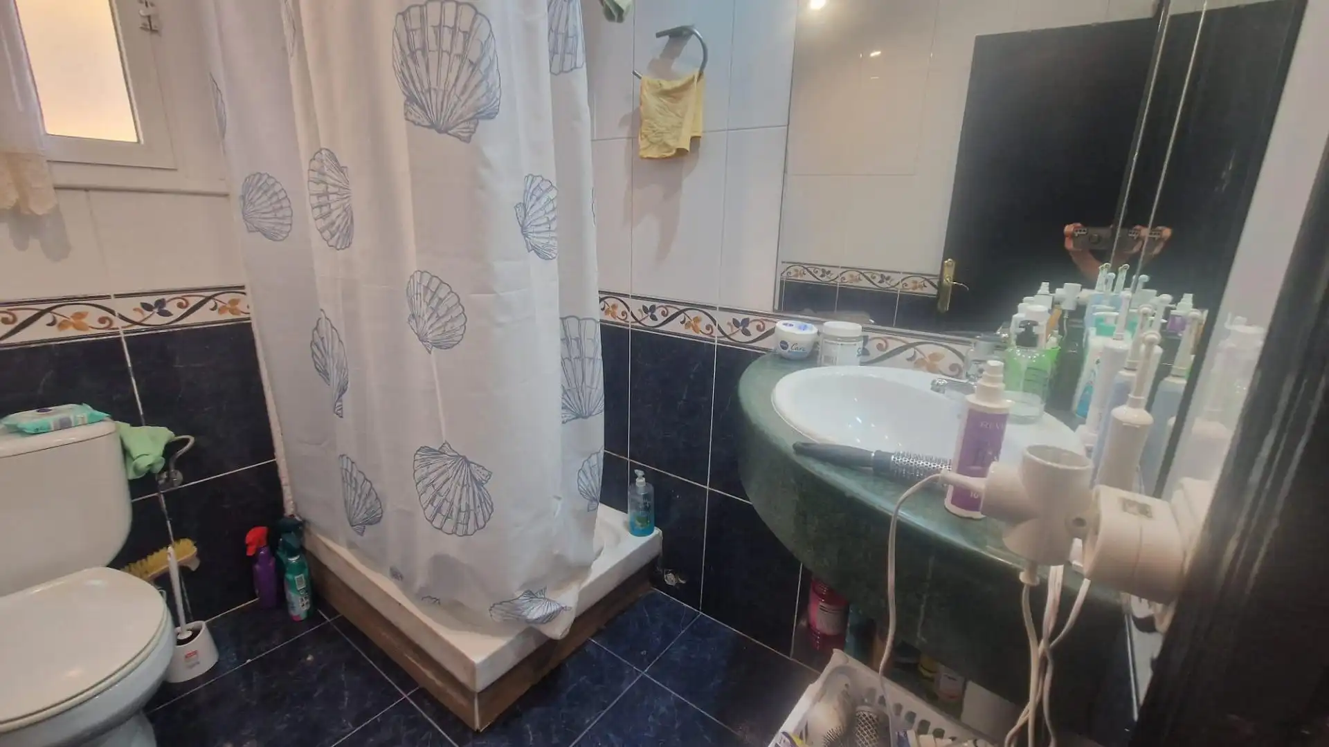 Baño de Piso en venta en La Ràpita con Terraza y Amueblado