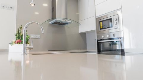 Villa contemporánea de 3 dormitorios con piscina privada y solárium en Villamartín, imatge 5