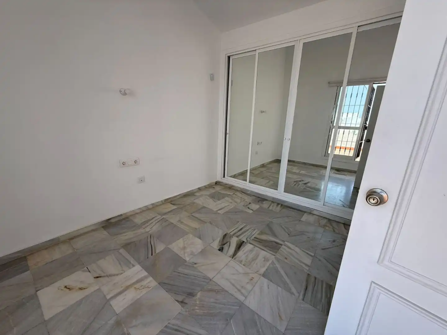 Dúplex en venda en Marbella amb Calefacció, Terrassa i Piscina comunitària