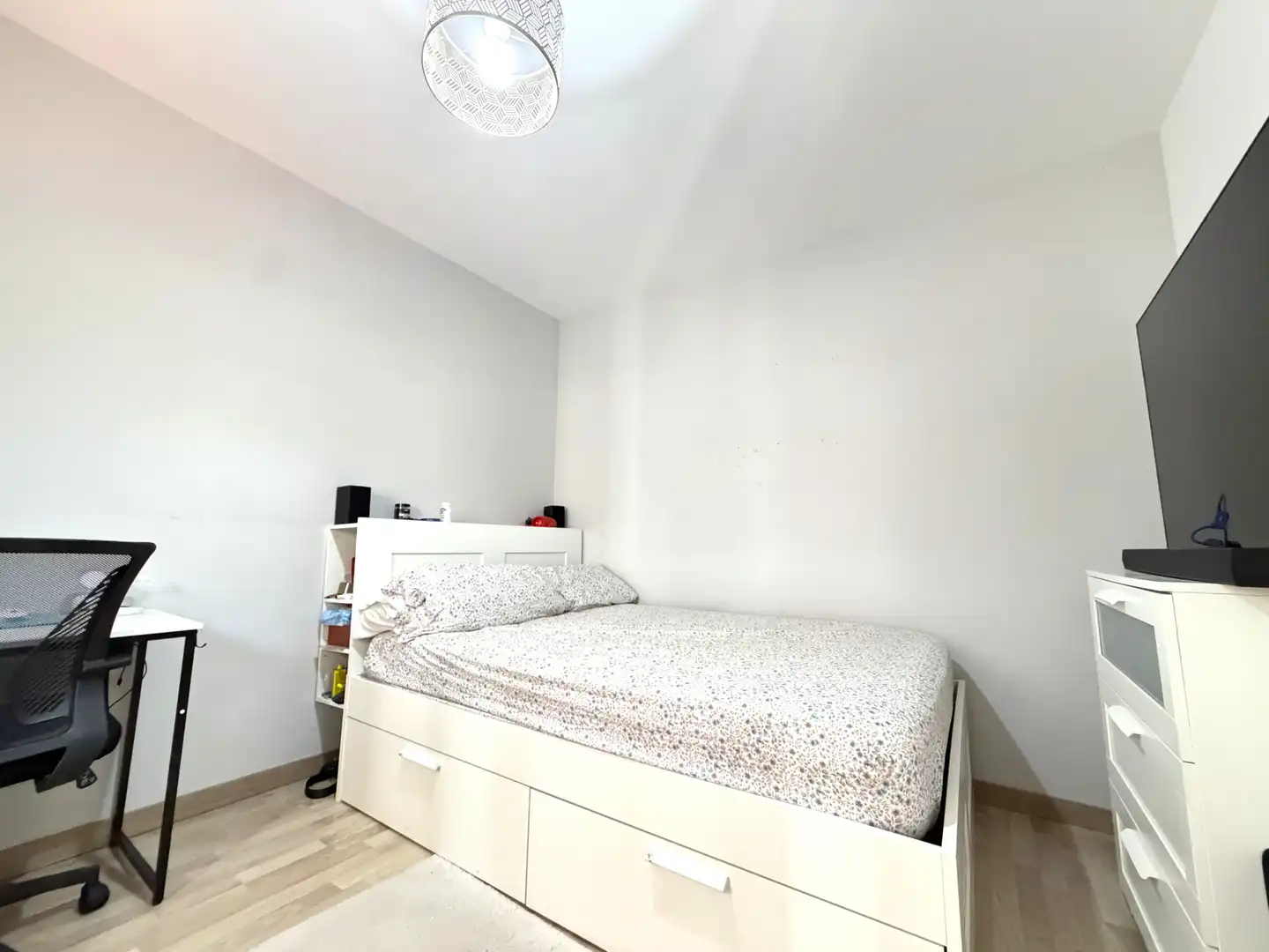 Habitación de Piso en venta en Barcelona con Balcón