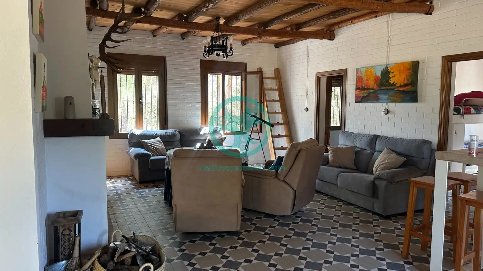 Wohnzimmer von Country house zur Miete in Cáceres mit Schwimmbad, Möbliert und Ofen