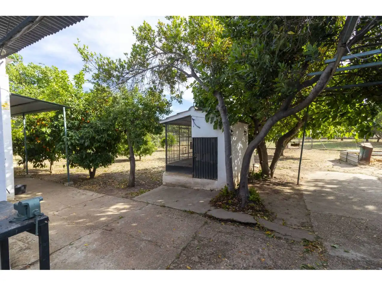 Vista exterior de Terreno en venta en Badajoz