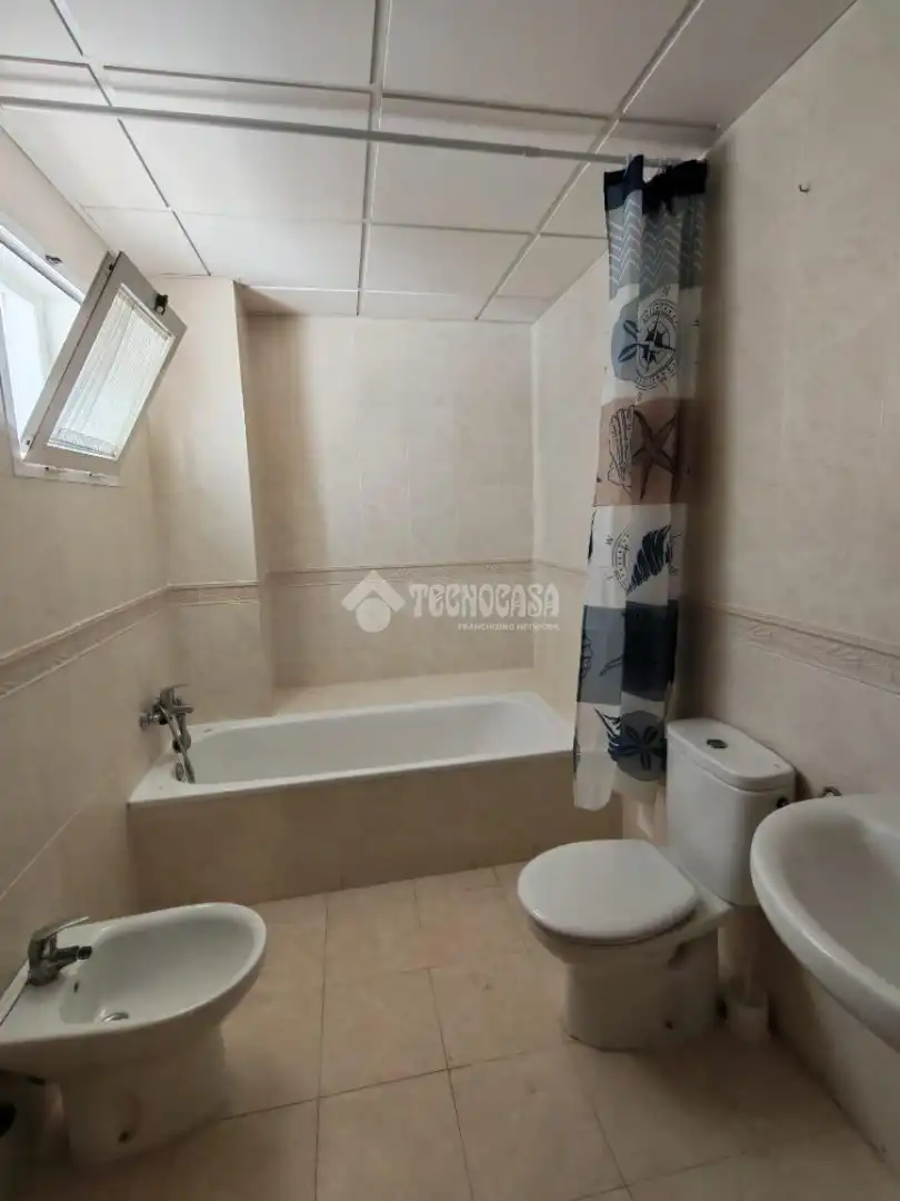 Baño de Casa adosada en venta en Marchena