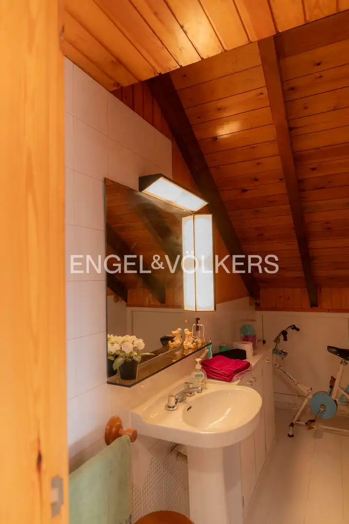 Casa o xalet en venda en La Vall d'en Bas amb Aire condicionat, Calefacció i Jardí privat