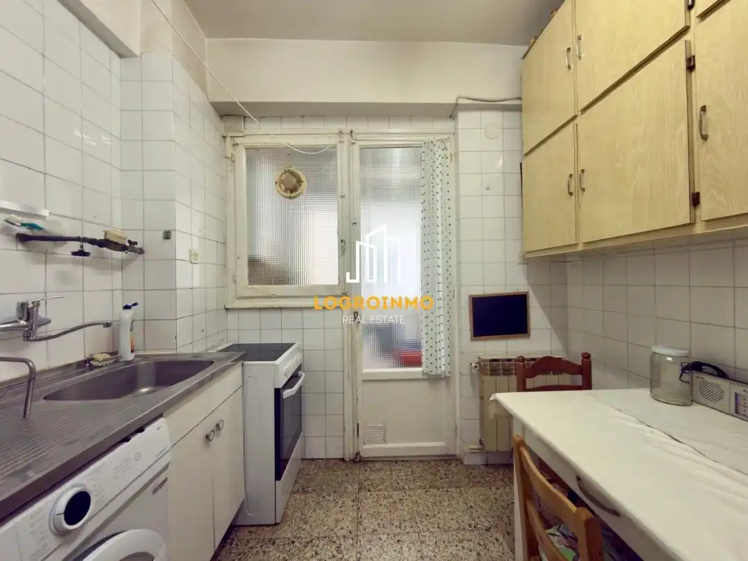 Cocina de Piso en venta en  Logroño con Calefacción, Amueblado y Balcón
