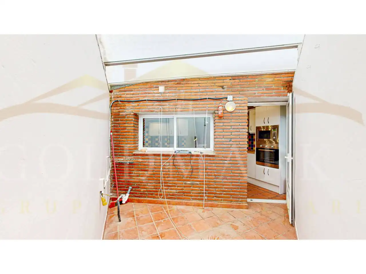 Vista exterior de Casa o xalet en venda en Corbera de Llobregat amb Aire condicionat, Calefacció i Jardí privat