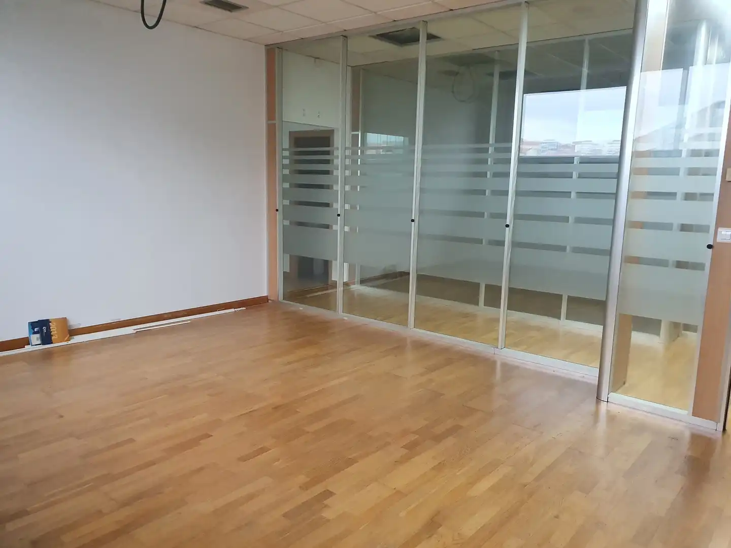 Büro zur Miete in Vigo  mit Möbliert