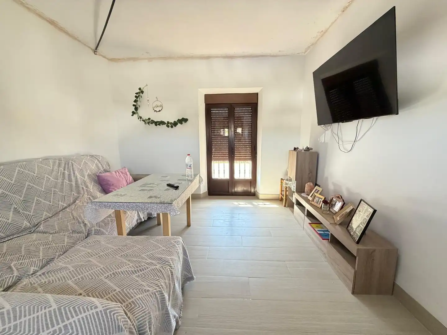 Sala d'estar de Casa o xalet en venda en Antequera amb Jardí privat, Traster i Piscina