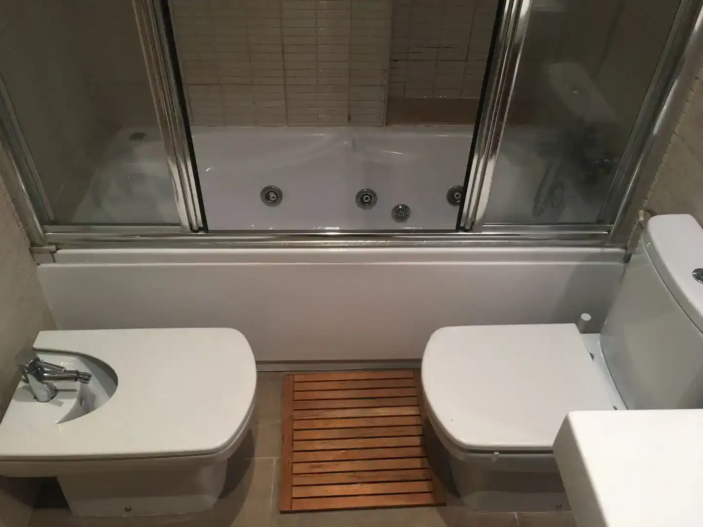 Bany de Pis en venda en El Vendrell amb Aire condicionat i Balcó
