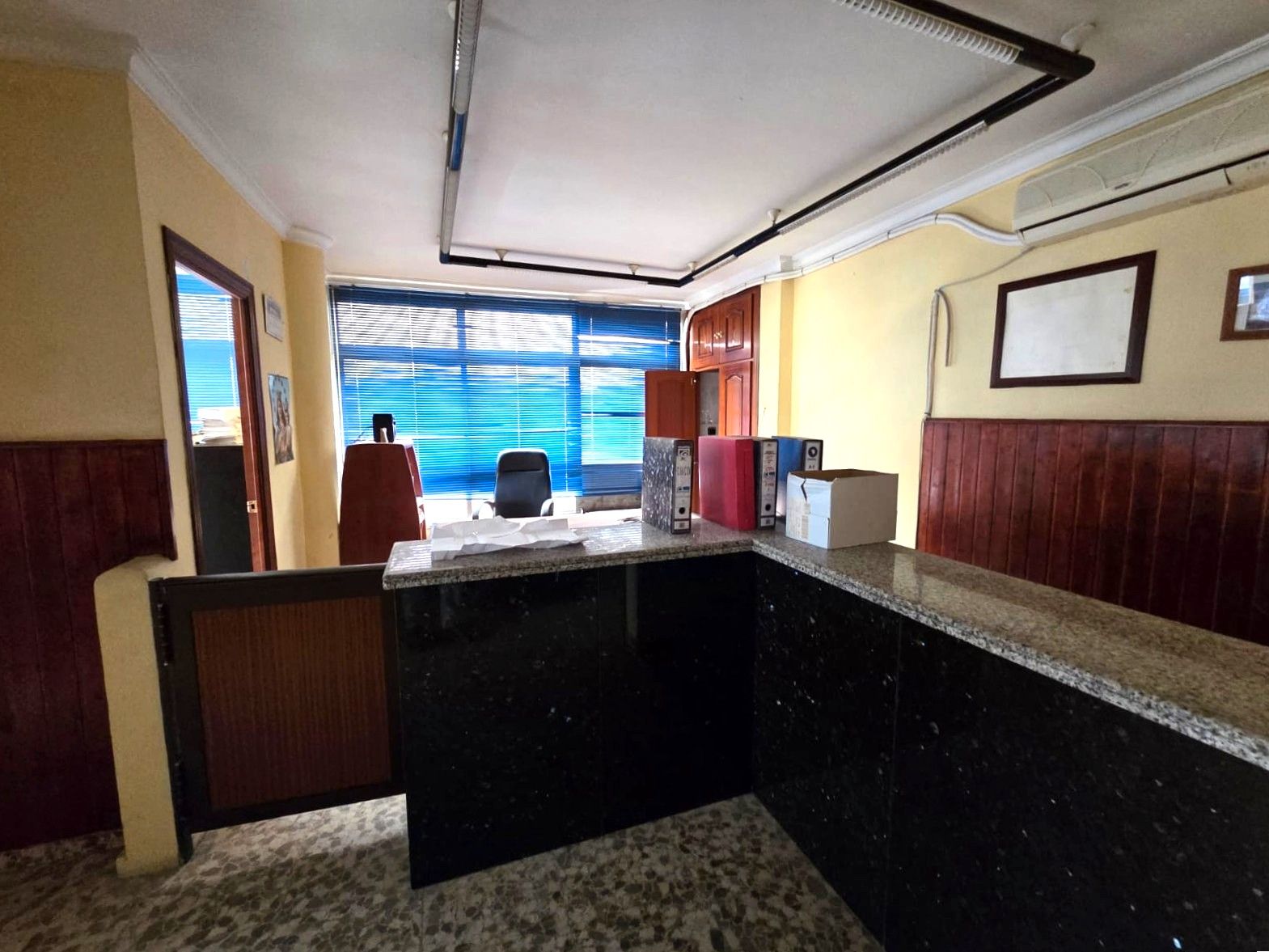 Büro zum Verkauf in La Línea de la Concepción