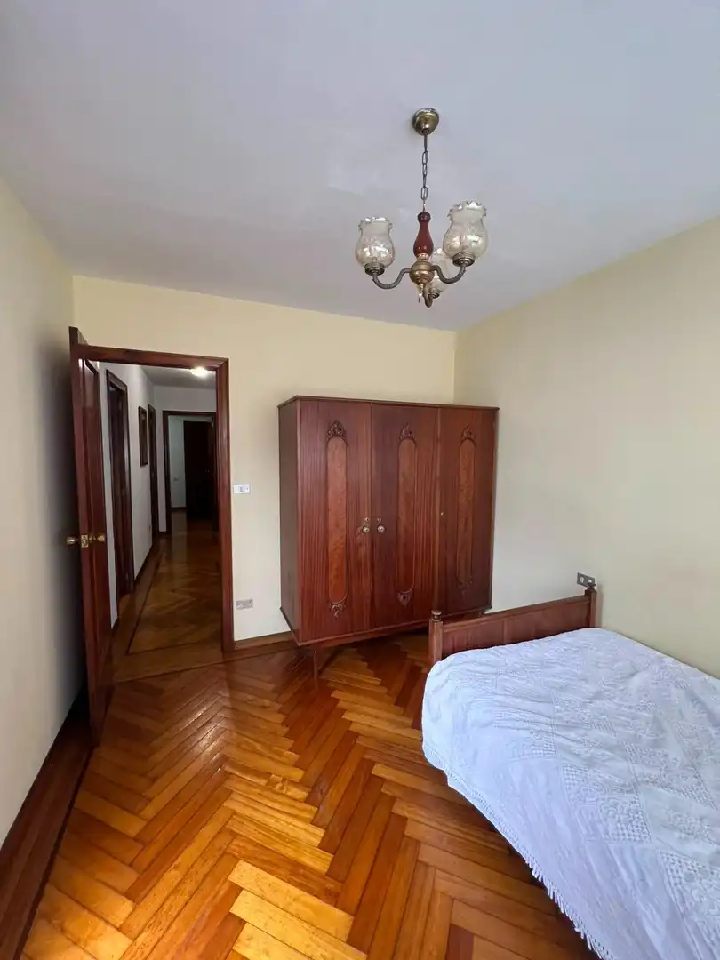 Bedroom of Flat for rent in Vigo   with Furnished and Balcony