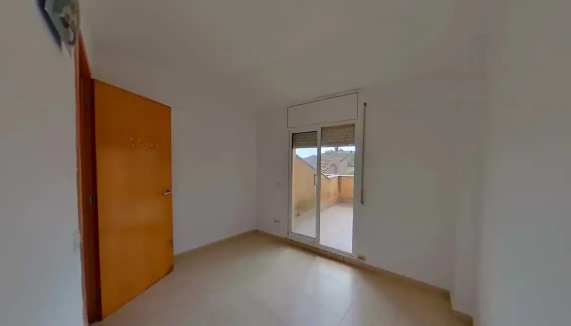 Habitación de Dúplex en venta en Torrelles de Foix con Terraza y Balcón