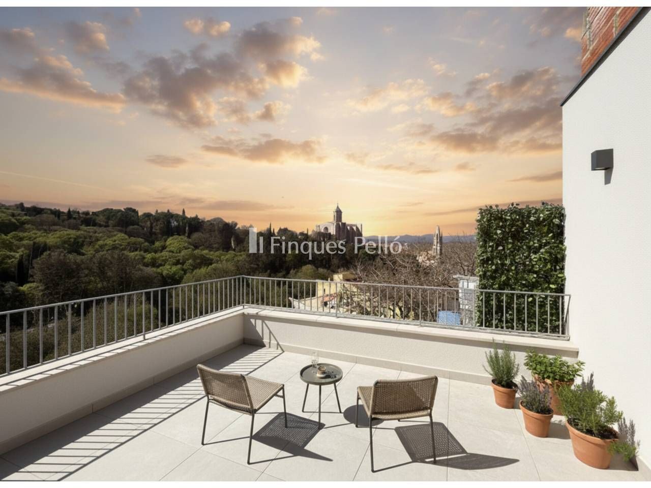 Terrassa de Casa o xalet en venda en Girona Capital amb Jardí privat i Terrassa