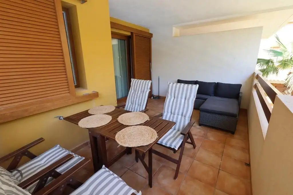 Terraza de Apartamento de alquiler en Torrevieja con Aire acondicionado, Calefacción y Jardín privado