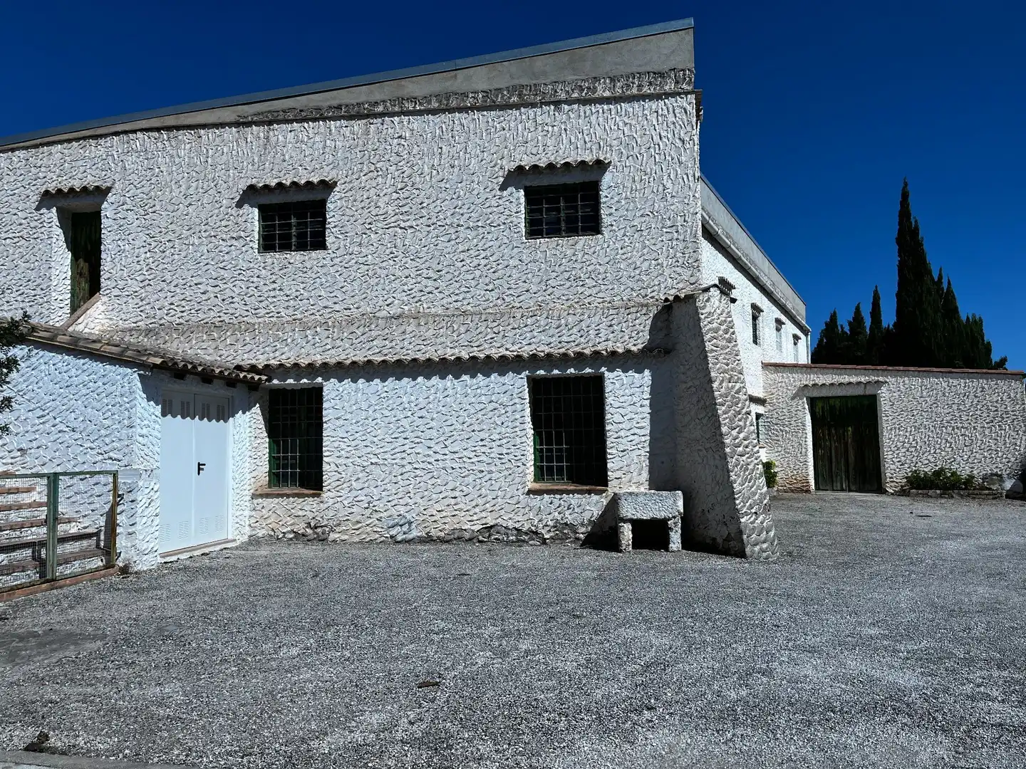 Vista exterior de Casa o xalet en venda en Ontinyent amb Calefacció, Jardí privat i Traster