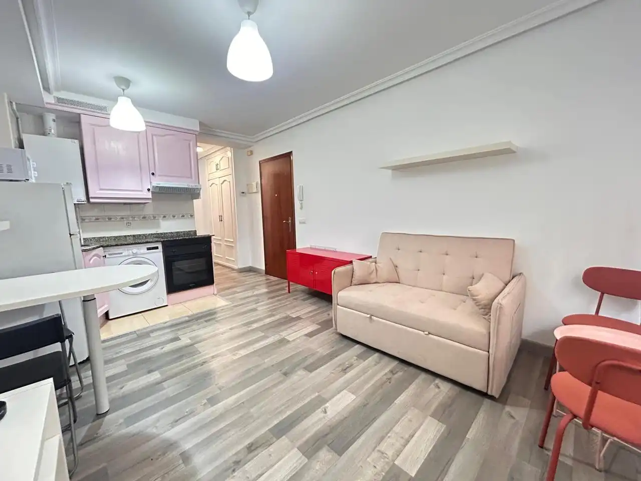 Living room of Flat for rent in Gijón   with Heating, Storage room and Furnished