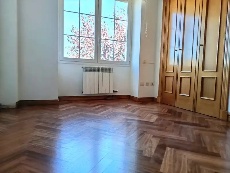 Semi-detached house with pool for sale in Simancas, imagen 52