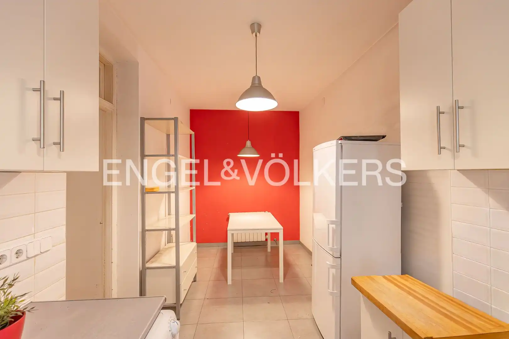 Cocina de Piso en venta en Madrid con Calefacción y Balcón