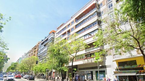 Oportunidad en calle AlcaláDB SERVICIOS INMOBILIARIOS pone a la venta este magnífico piso exterior de 93 m, ubicado en la calle Al
