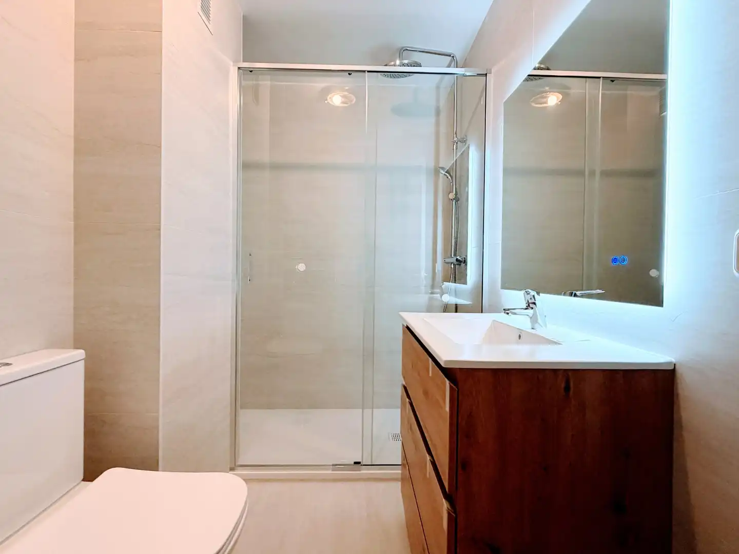 Baño de Piso de alquiler en Carabanchel